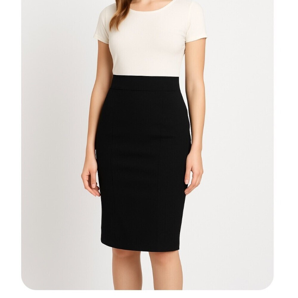 Diane Von Furstenberg skirt 100% Wool A-line black skirt knee length SZ 4